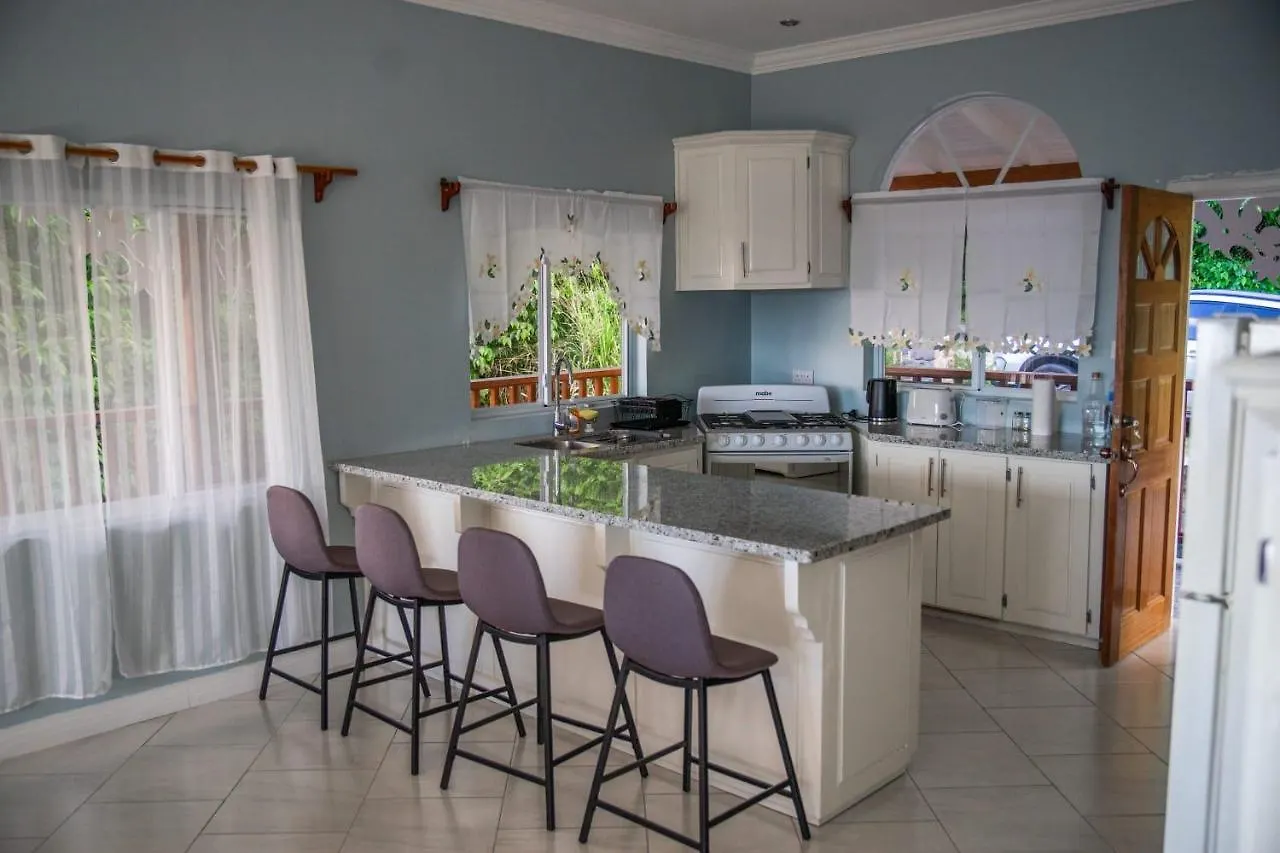 Majestic Ridge Villas Soufriere